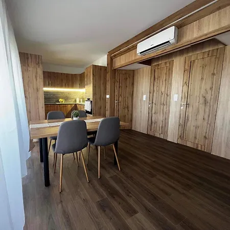 Rose Diamond - Cosy, Large, Family Mobile Home, Free Wifi And Parking