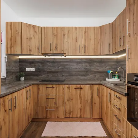 Сasa de vacaciones Rose Diamond - Cosy, Large, Family Mobile Home, Free Wifi And Parking Pakoštane