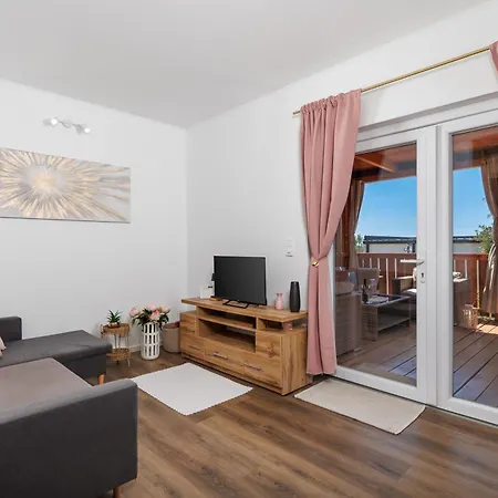 Rose Diamond - Cosy, Large, Family Mobile Home, Free Wifi And Parking *