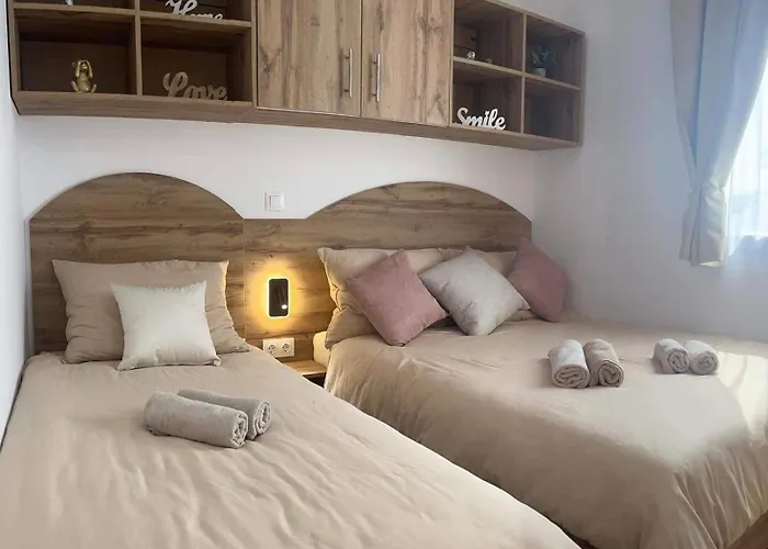 Rose Diamond - Cosy, Large, Family Mobile Home, Free Wifi And Parking 別荘 Pakoštane