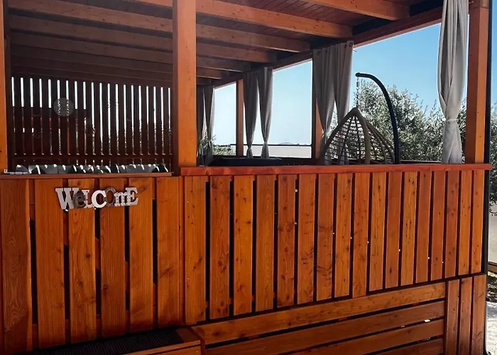 Rose Diamond - Cosy, Large, Family Mobile Home, Free Wifi And Parking * Pakoštane