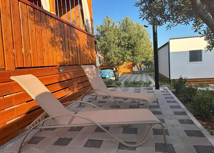 別荘 Rose Diamond - Cosy, Large, Family Mobile Home, Free Wifi And Parking Pakoštane